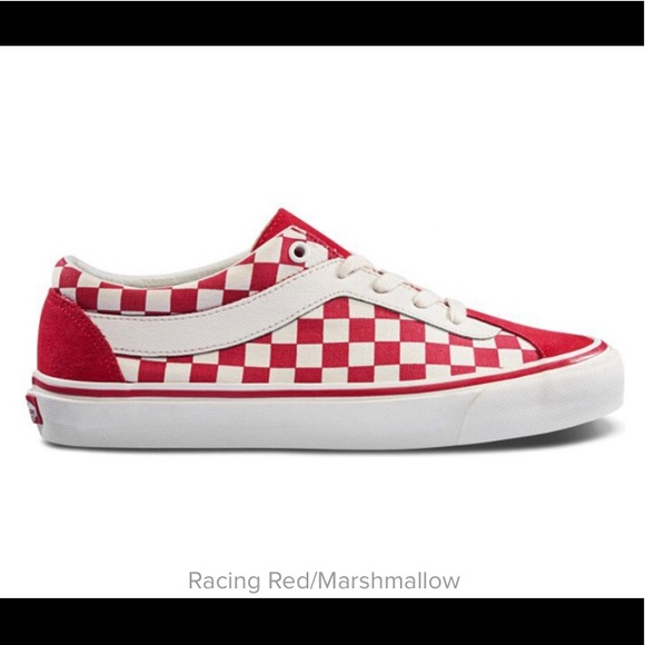 VANS Damen Low red white checkered sneakers BNWOT - Picture 2 of 6
